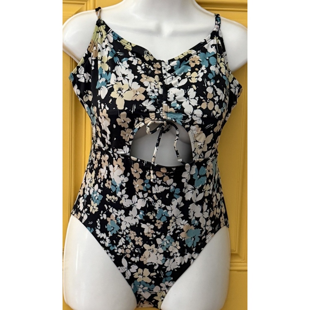 Beach‎ Betty Swim Suit Size Small Tropical Floral Beachy Timeless